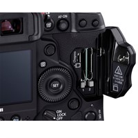 Canon EOS 1D X Mark III closeup