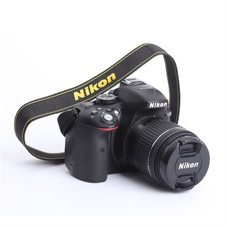 Nikon D5300 + 18-55 VR (Begagnad)