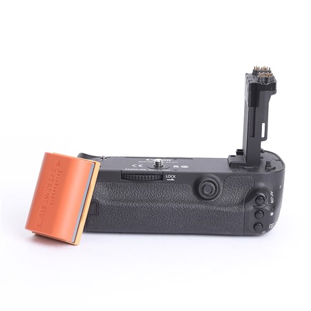 Canon Batterigrepp BG-E11 + Nytt Batteri (Begagnad)