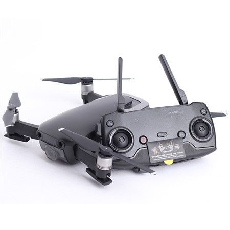 DJI Mavic Air Fly More Combo svart (Begagnad)