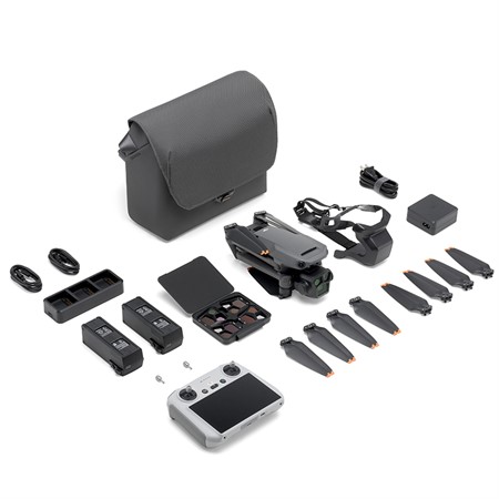 DJI Mavic 3 Pro Fly More Combo + Smart Kontroll