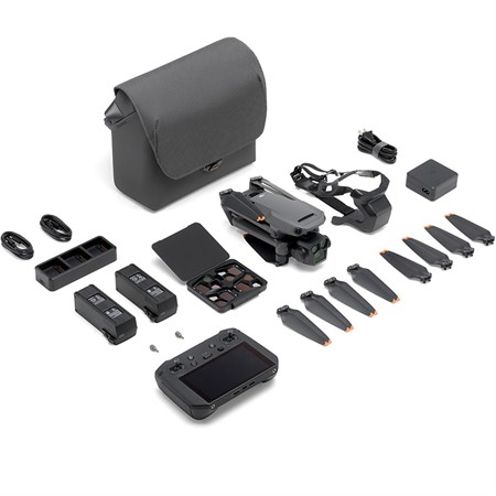 DJI Mavic 3 Pro Fly More Combo + Pro Kontroll