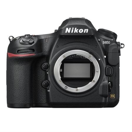 Nikon D850 + 24-120 VR