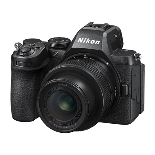 Nikon Z5 II + 24-50/4-6,3